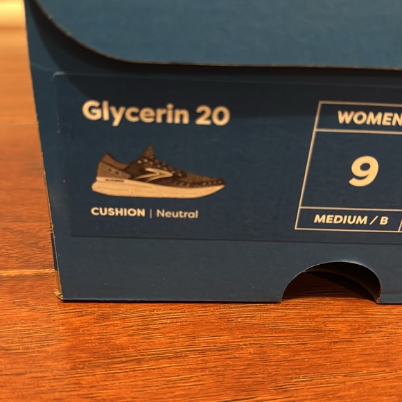 Brooks glycerin 20 women’s sneakers, athletic shoes size 9, neutral medium width - Picture 4 of 9